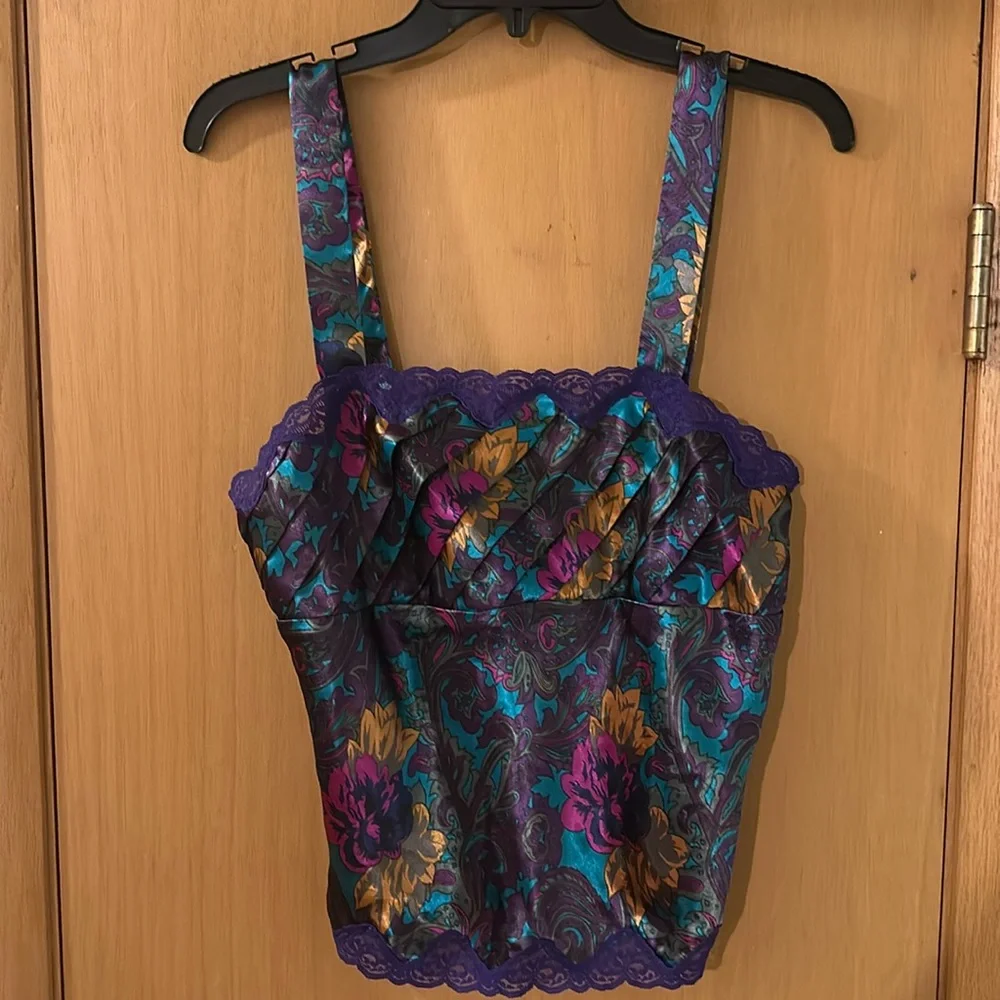 Victoria’s Secret Vintage Floral Pleated Lace Lingerie Top Tank Size Medium